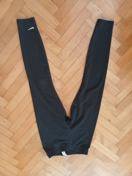 Czarne getry  S  61% bawełna  Nike