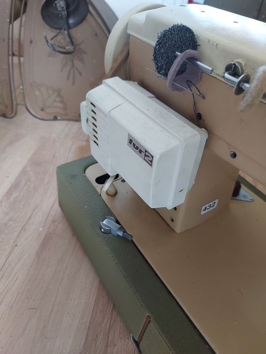 Maszyna do szycia Łucznik