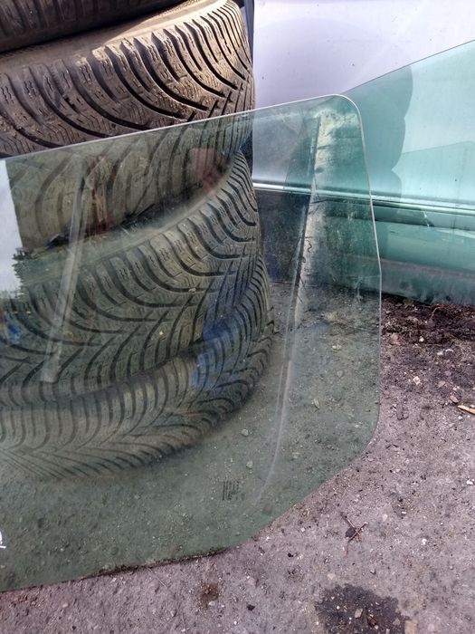 Szyba przód prawa lewa Mercedes sprinter 906 Crafter oryginał