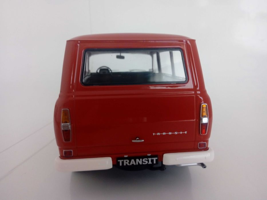 Miniatura da FORD TRANSIT MK1 VAN FIRE KK-SCALE - Escala 1.18