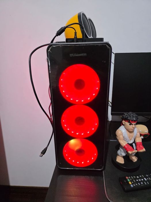 Setup Gaming Completo + Secretária + Monitores + Colunas – Pronto a us