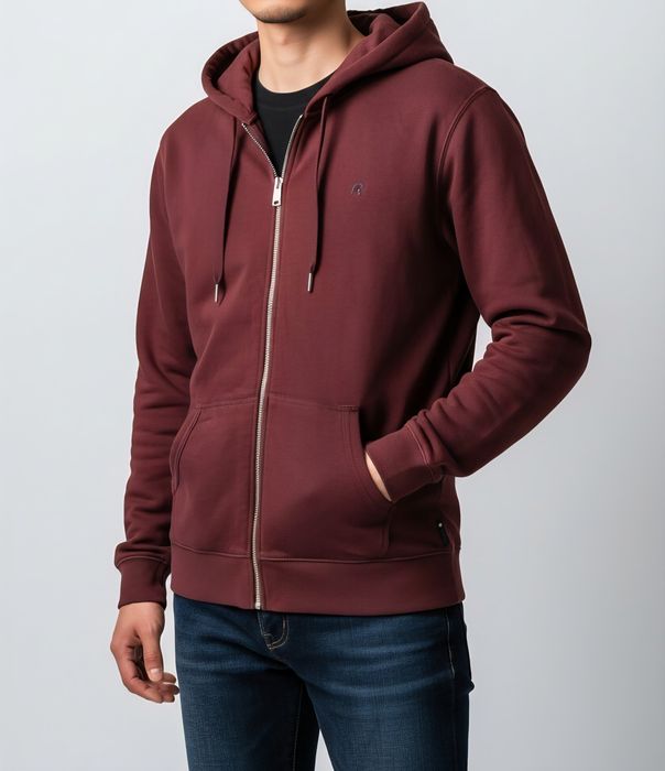 Meska burgundowa bluza replay 
Rozmiar s 
Stan bardzo dobry 
Szerokosc od pachy do pachy 54 cm
Dlugosc całkowita 62 cm