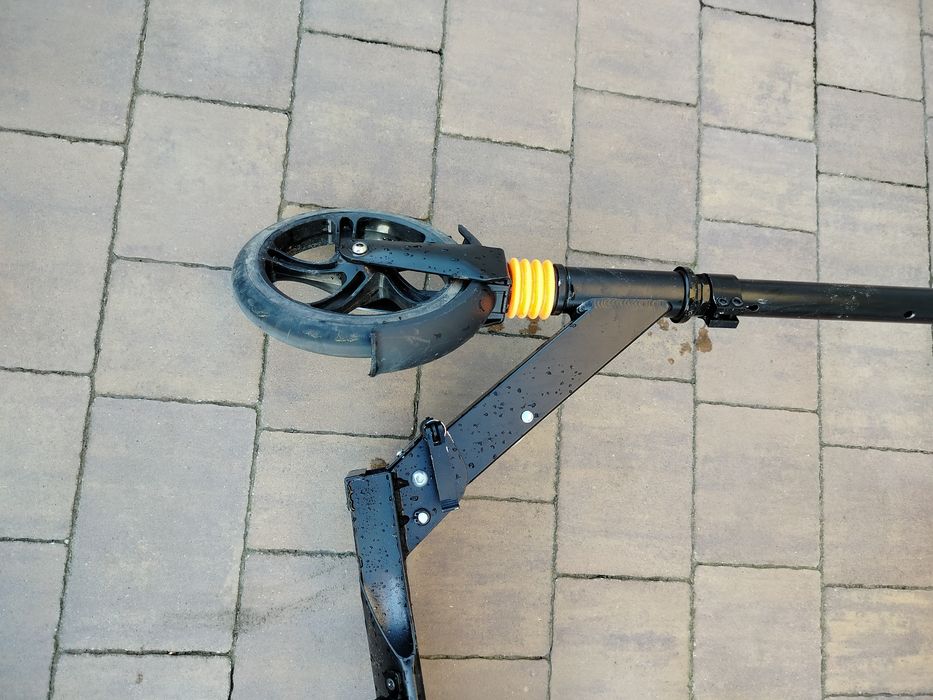 Hulajnoga elektryczna