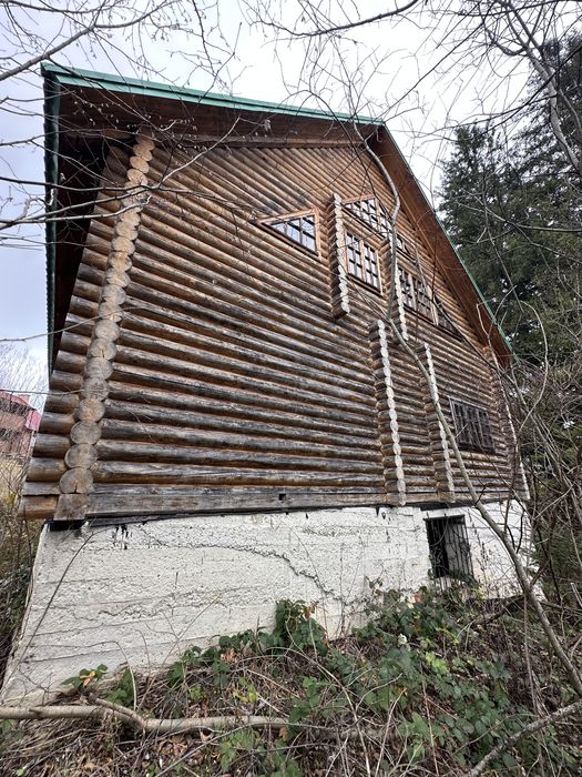 Продаж будинку для відпочинку у серці Карпат