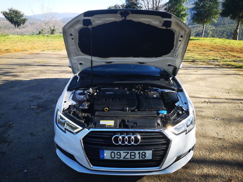 Audi 2019 A3 Sportback 30TDI