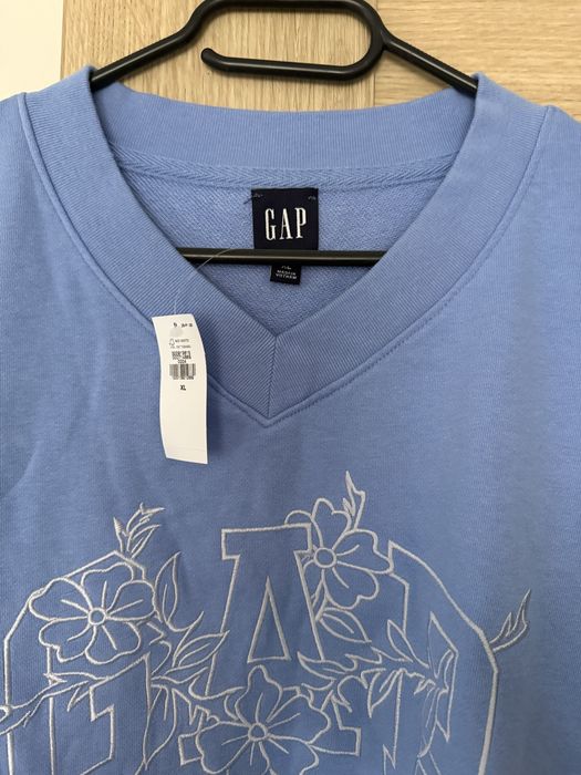 Dwie nowe damskie bluzy GAP