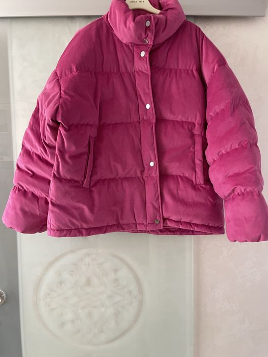 Куртка велюрова на утеплювачі нова