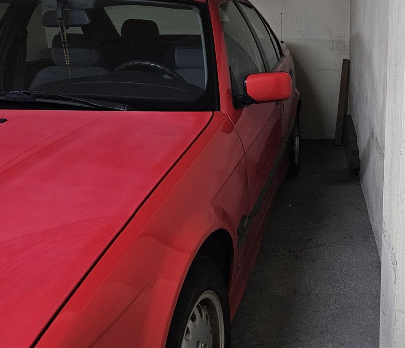 BMW. 1991  1600 cc  gasolina 5 portas tecto de abrir com 163.244 motivo da venda falecimento do proprietário