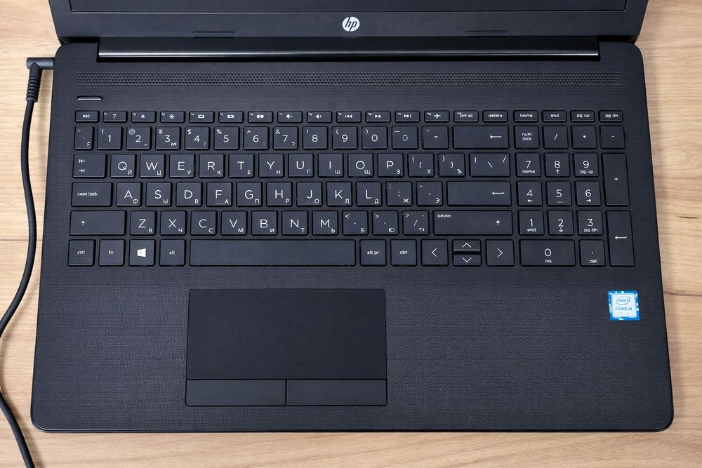 Ноутбук HP intel i3 7020u, DDR4 8GB, SSD 128+HDD 500