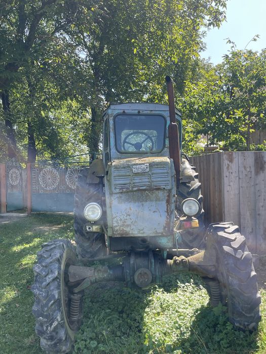 У продажі Трактор т-40