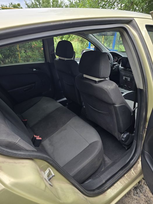 Opel Astra h 1,7