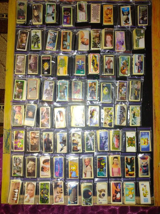 Продам вкладыши,наклейки и т.д