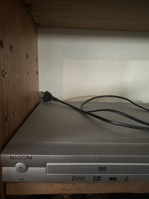 Leitor de DVDs usado