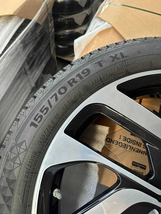 НОВІ оригінал BMW I3 Диски R19 5x112 з шинами Continental 6856894
