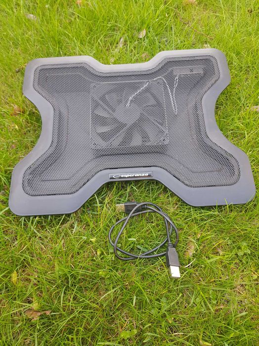 Podkładka pod laptopa chłodząca