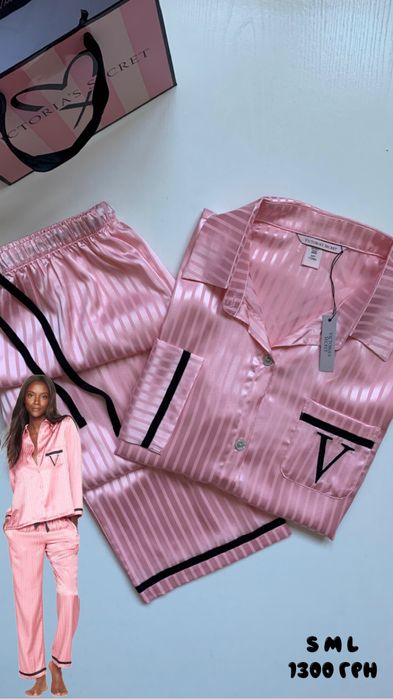 Піжами у стилі VS