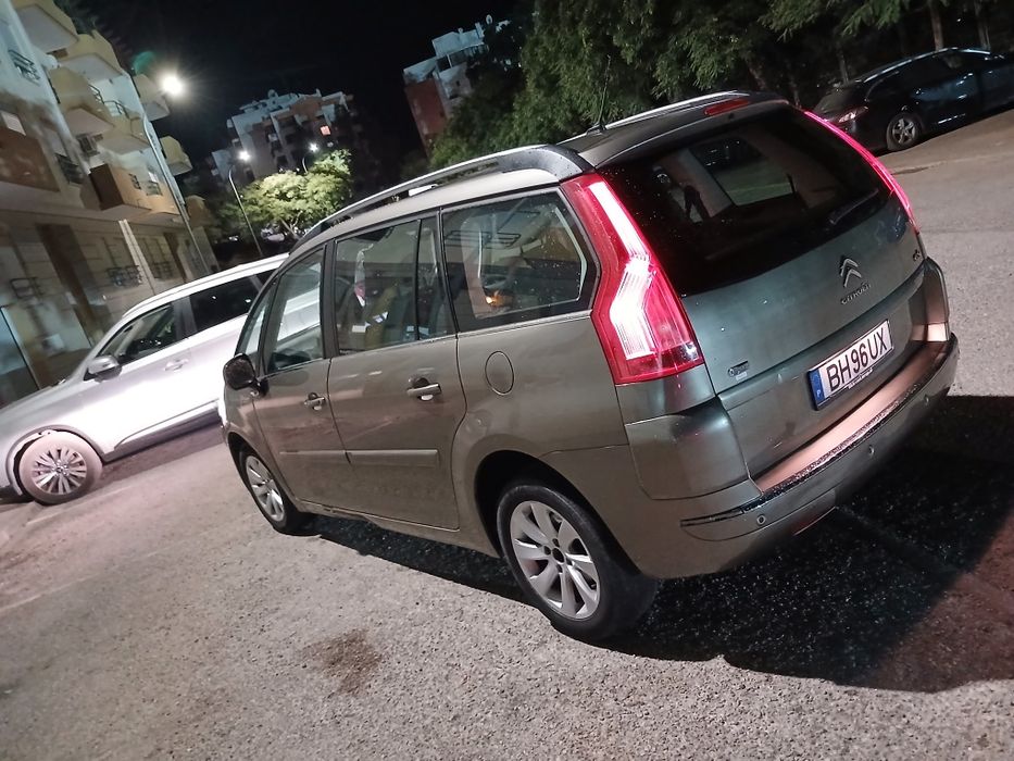 Citroën C4 2011 .