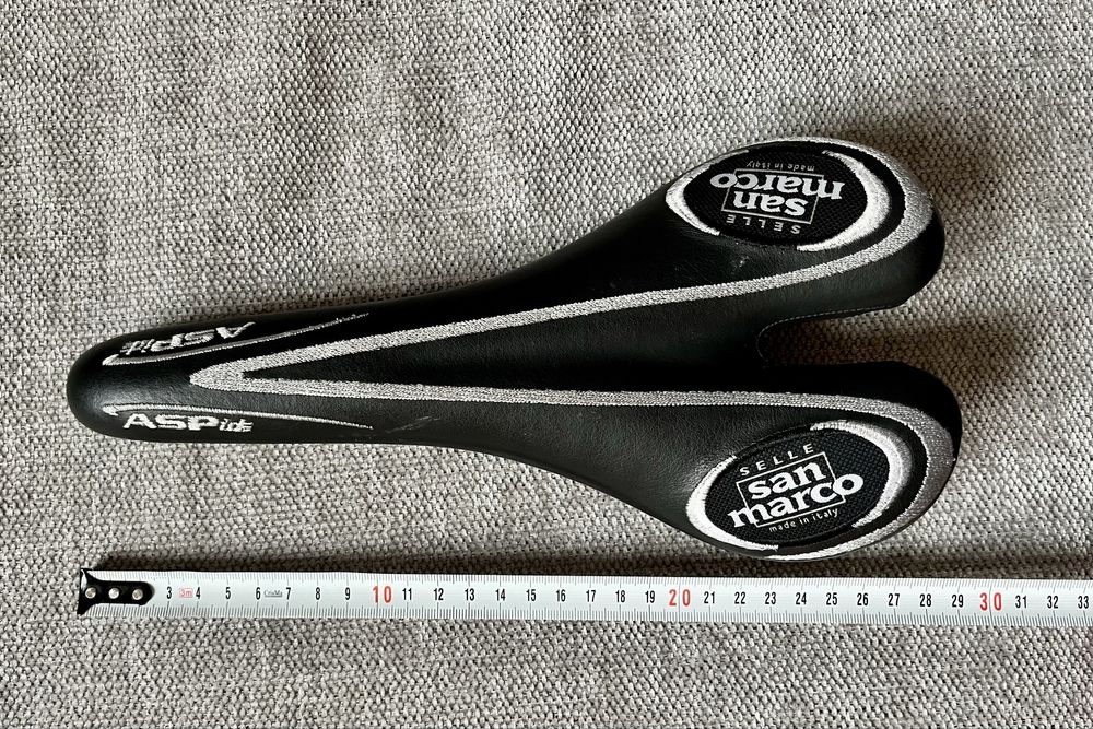 Skórzane siodełko szosowe SELLE SAN MARCO 4. Made in Italy.
