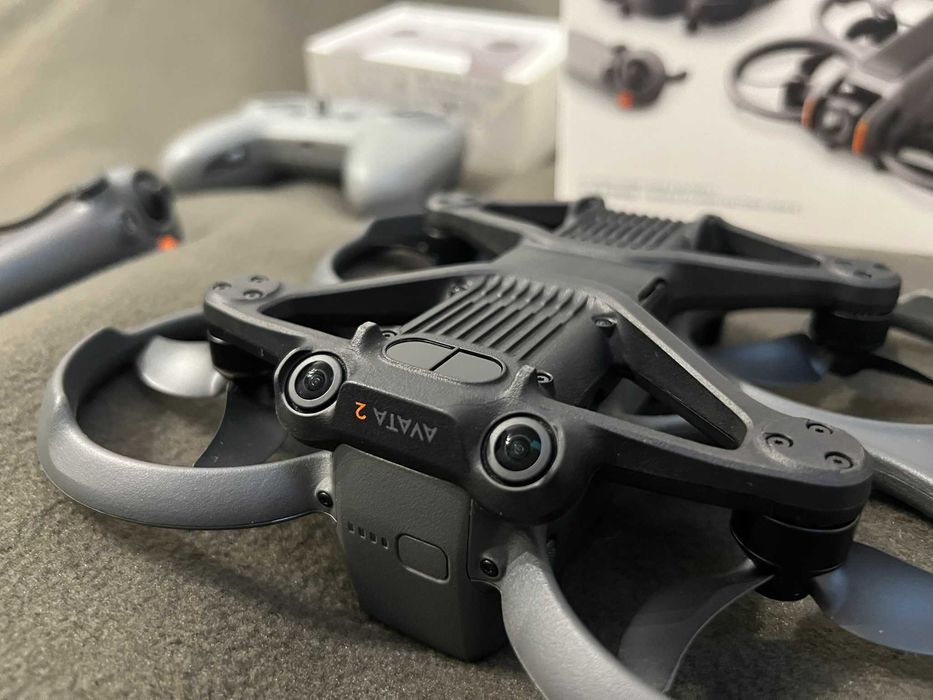 DJI Avata 2 + Remote Controller 3 + DJI RC Motion3