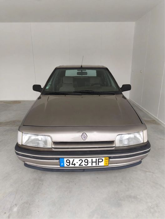 Renault 21 turbo