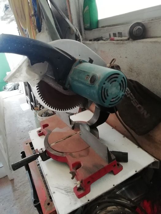 Serra de alumínio JEPSON