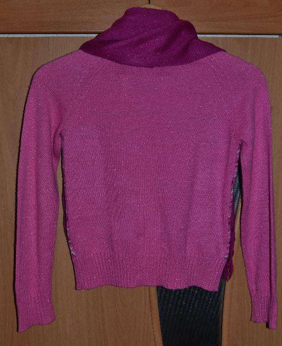 Свитерок с шарфом