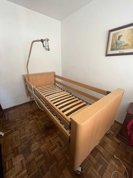 Cama Completa Hospitalar com colchão anti-escaras