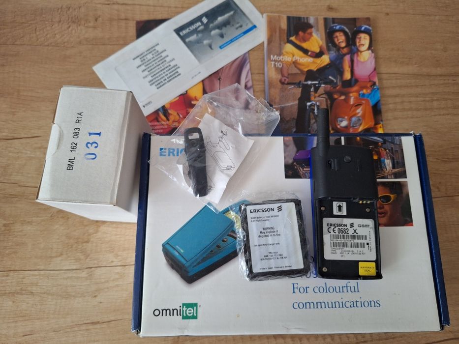EricssonT10s , новый , в плёнке