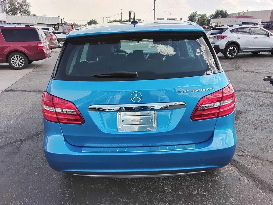 Mercedes-Benz B-Class      2014