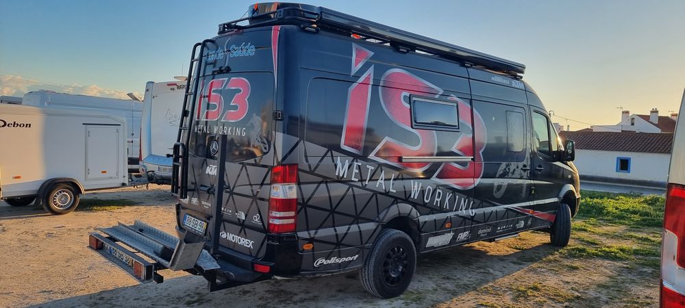 Autocaravana 4x4 Mercedes Sprinter 316 com 105mil km
