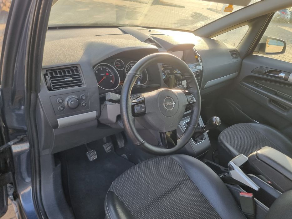 Vendo Opel Zafira 1.7Cdti