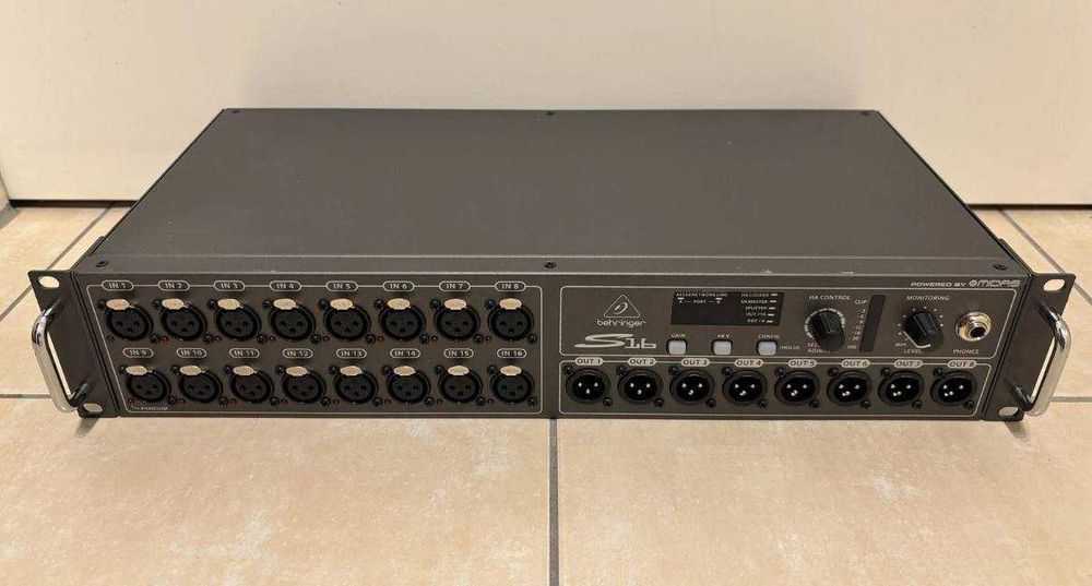 Стейджбокс Behringer S16