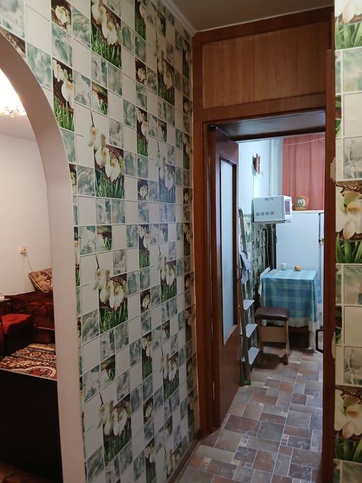 Продам однокомнатную квартиру в Чернигове.