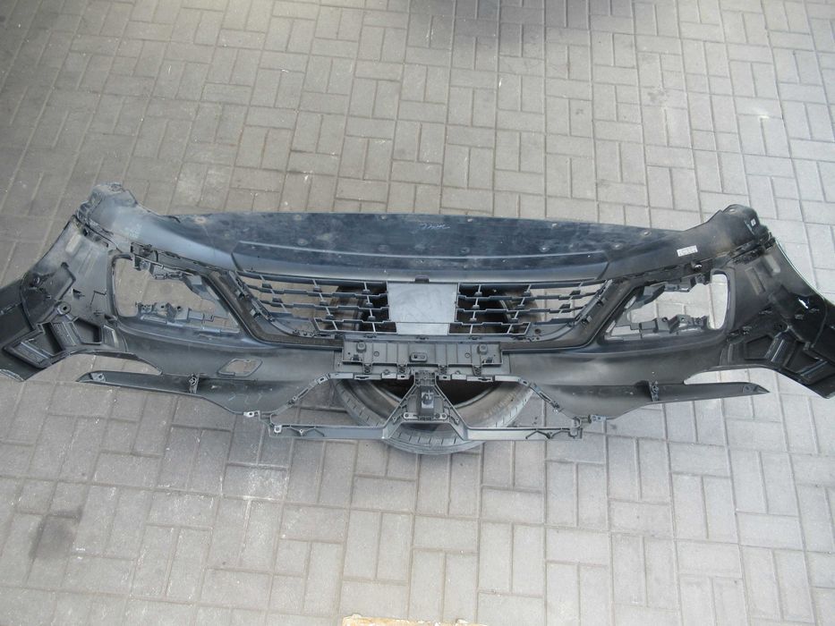 Zderzak przód Renault Arkana 4xPDC spryskiwacze