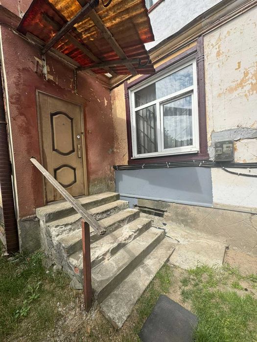 Продаж земельної діляки під забудову у Брюховичах - Більше
