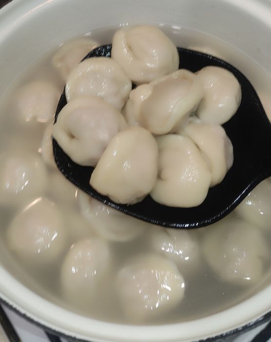 Домашні вареники пельмені