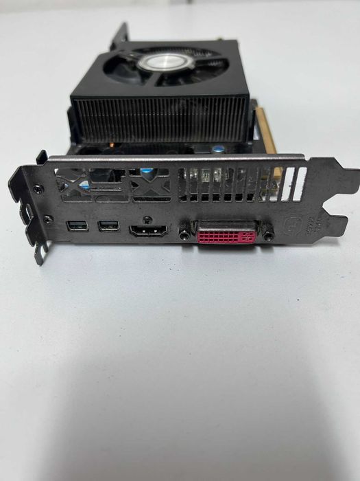Placa Gráfica Core RADEON 7950 3GB