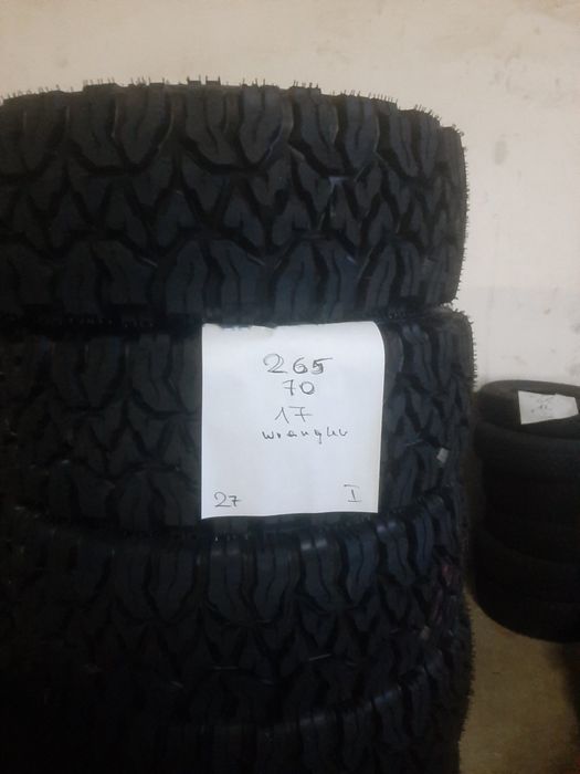 Продаються колеса до позашляховиків 225/75R15 наварка 2022р з Польщі