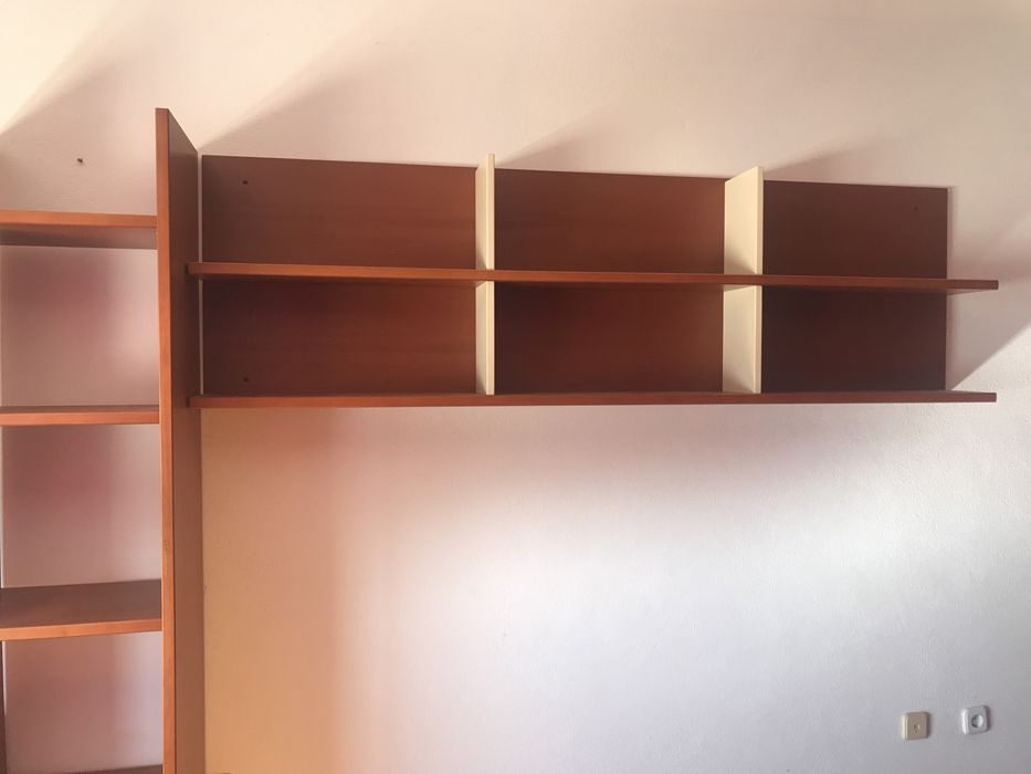 Mobília De Cerejeira em bom estado