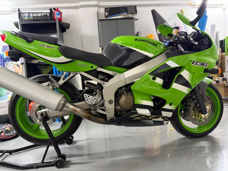 Kawasaki ZX6R-636