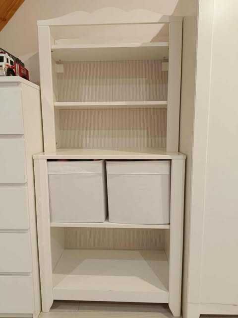Regał z funkcją przewijaka IKEA Hensvik + 2 organizery