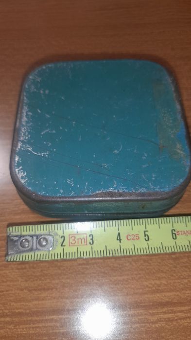 Caixa Lusa anos 60(portes imcluidos)