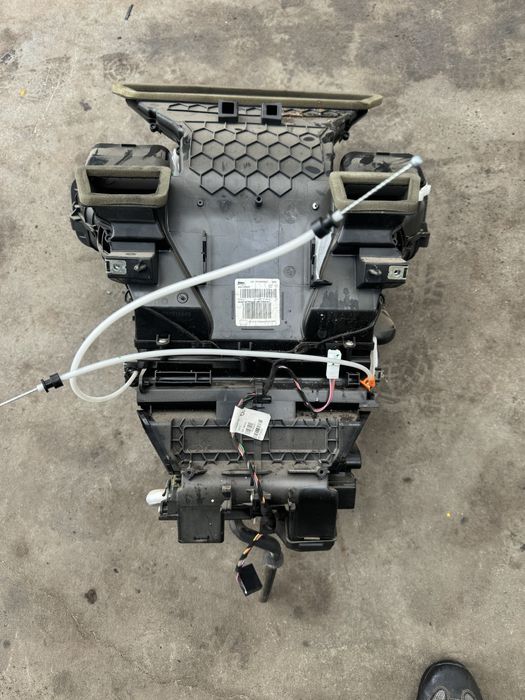 Nagrzewnica dmuchawa wentylator klima kpl Renault Trafic III Vivaro B