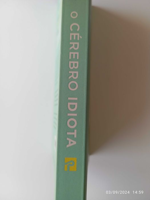 Livro "O Cérebro Idiota" (Dean Burnett)