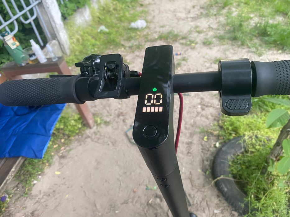 електросамокат Crosser E9 Premium Tire 10