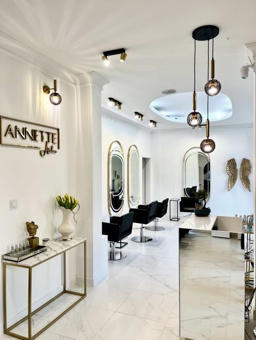 Wynajem stanowiska manicure- pedicure