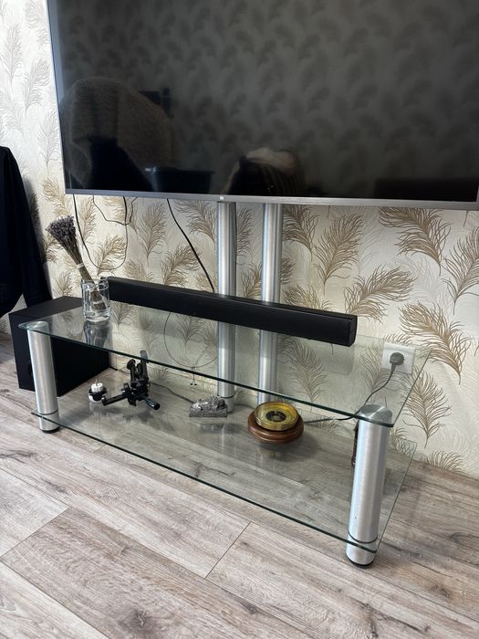 Тумбу стеклянную крепление под телевизор