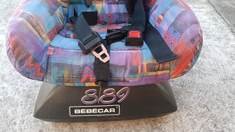 Cadeira bebé automóvel