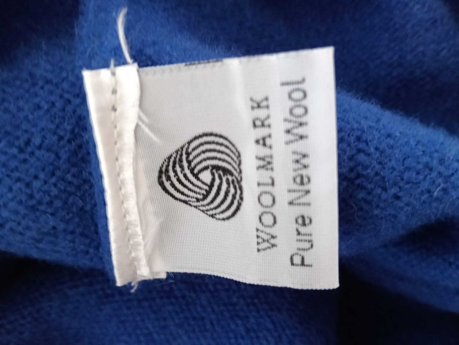 Sweter wełniany McEarl