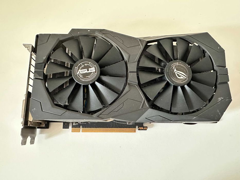 Відеокарта ASUS AMD Radeon RX 570 4Gb Strix OC GAMING